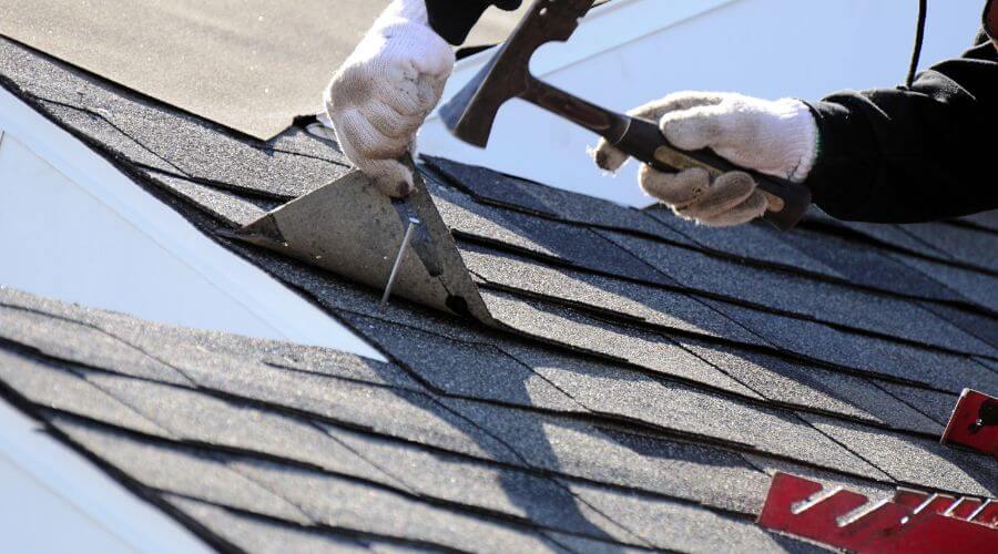 Professional gutter cleaning in Wendell, MN